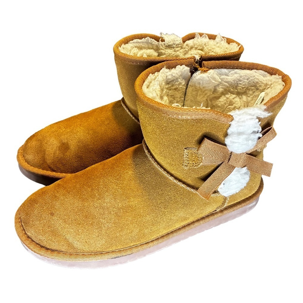 Koolaburra by UGG Victoria Mini Boots Size 5 Tan Suede Bow - Picture 3 of 8